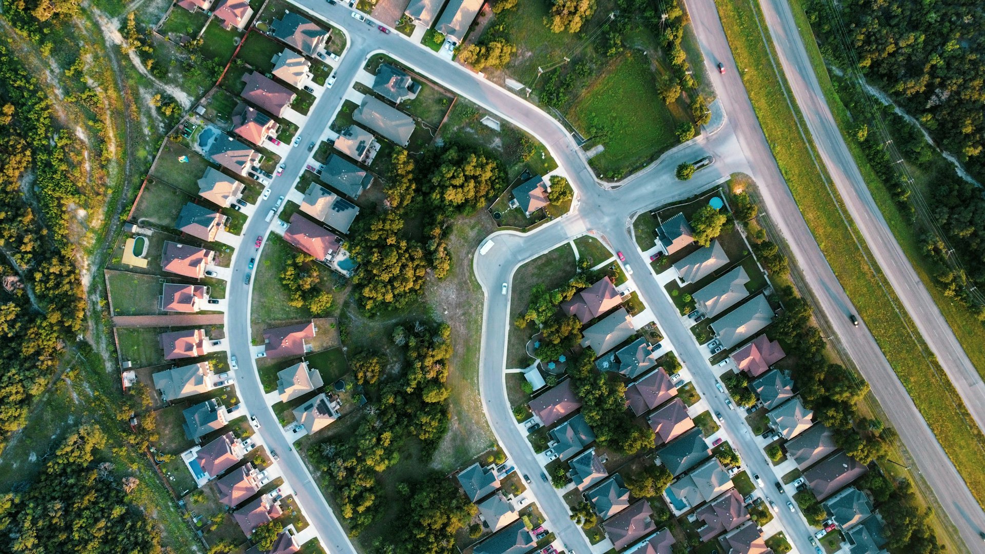 Aerial view of a suburban neighborhood
